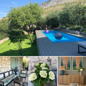 Great 4-bedroom villa w heated eco pool